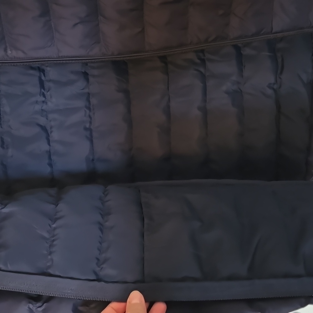 Amazon Essentials | NWOT Navy Packable Puffer Jac… - image 9